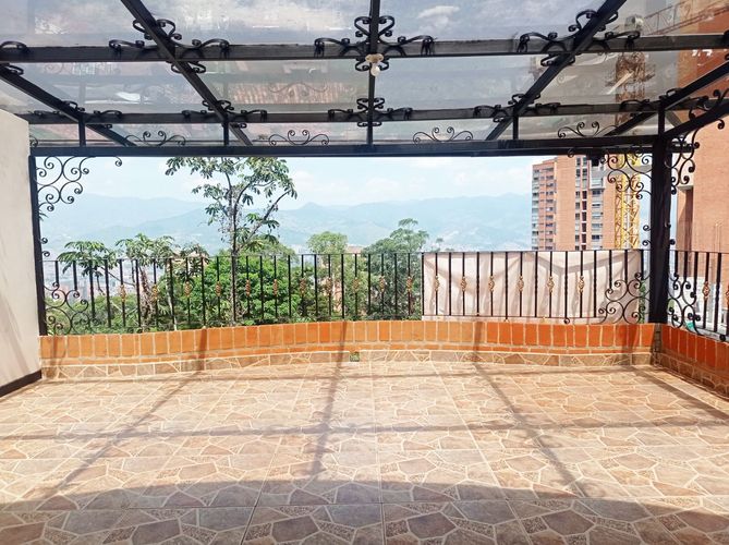 Casa de 5 alcobas en venta en El Poblado, Medellín, 360 m² · foto 20 de 20