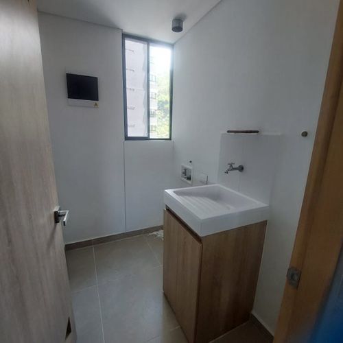 Apartamento de 3 alcobas en venta en Los Naranjos, Medellín, 100 m² · foto 14 de 17
