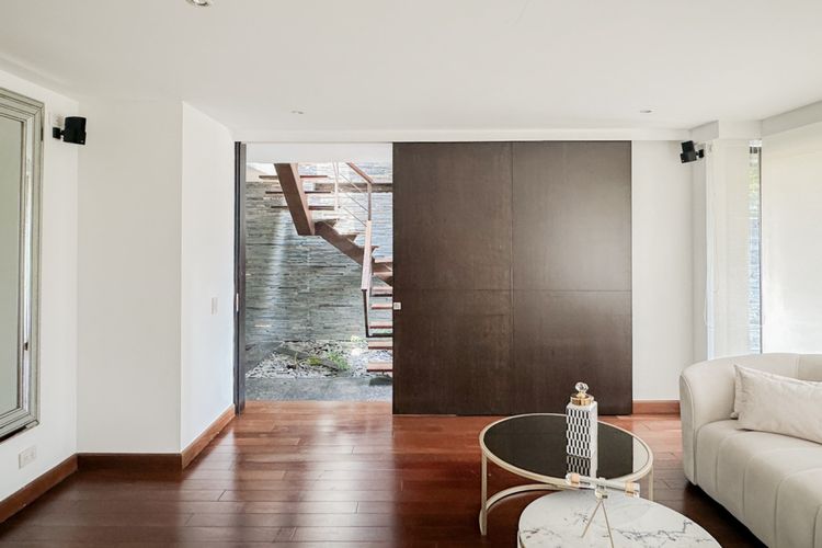 Casa de 5 alcobas en venta en Aposentos, Sopó, 400 m² · foto 8 de 24