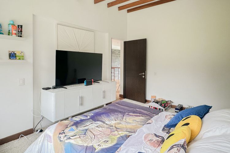 Casa de 5 alcobas en venta en Aposentos, Sopó, 400 m² · foto 17 de 24