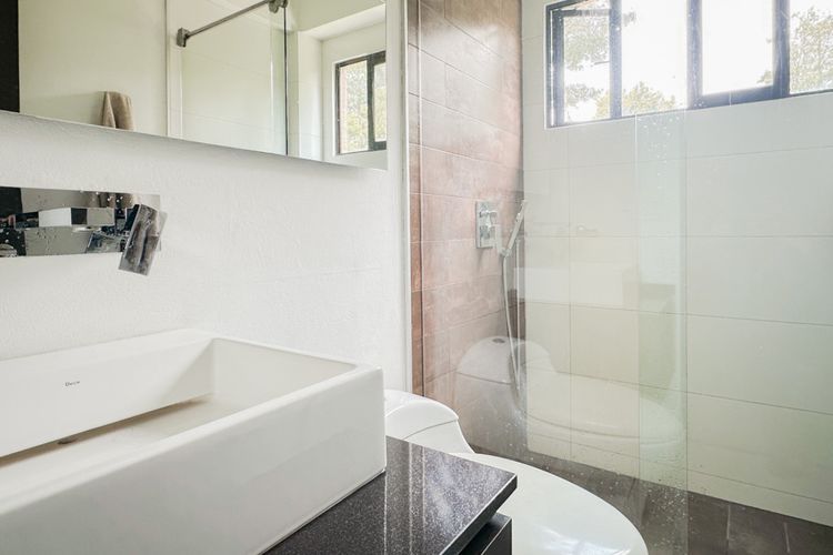 Casa de 5 alcobas en venta en Aposentos, Sopó, 400 m² · foto 18 de 24