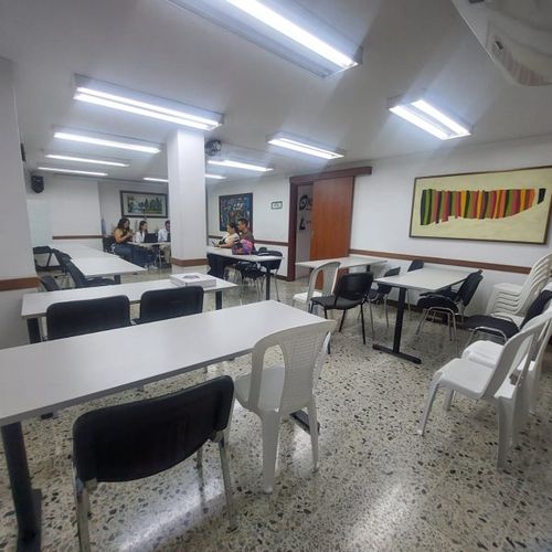 Oficina en venta en Suramericana, Medellín, 220 m² · foto 3 de 20