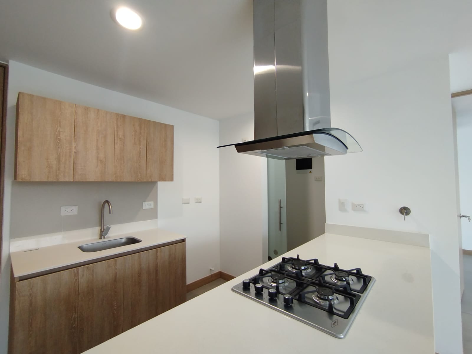 Apartamento en arriendo en Centro, Rionegro · foto 3 de 15