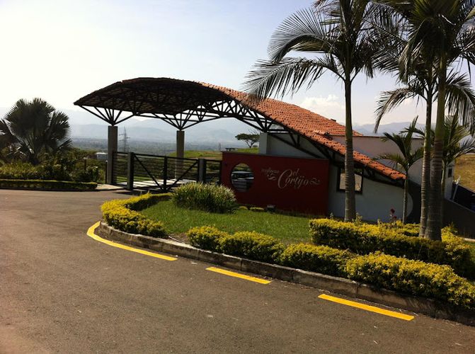 Lote en venta en Puerto Caldas, Pereira, 2008 m² · foto 2 de 2