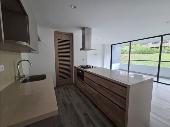 Apartamento de 2 alcobas en venta en El Retiro, 75 m² · foto 4 de 14