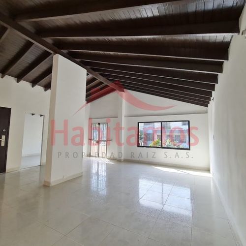 Casa de 6 alcobas en venta en Manila, Medellín, 305 m² · foto 5 de 20