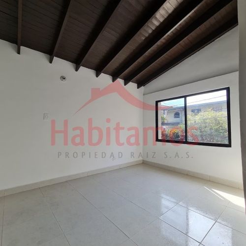 Casa de 6 alcobas en venta en Manila, Medellín, 305 m² · foto 7 de 20