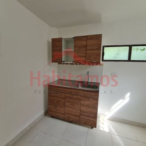 Casa de 6 alcobas en venta en Manila, Medellín, 305 m² · foto 10 de 20