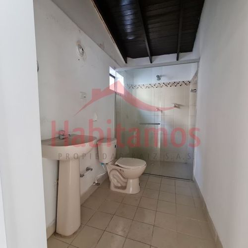 Casa de 6 alcobas en venta en Manila, Medellín, 305 m² · foto 14 de 20