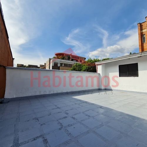 Casa de 6 alcobas en venta en Manila, Medellín, 305 m² · foto 18 de 20
