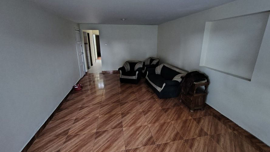 Casa de 6 alcobas en venta en San Marcos, Bogotá, 339 m² · foto 9 de 24