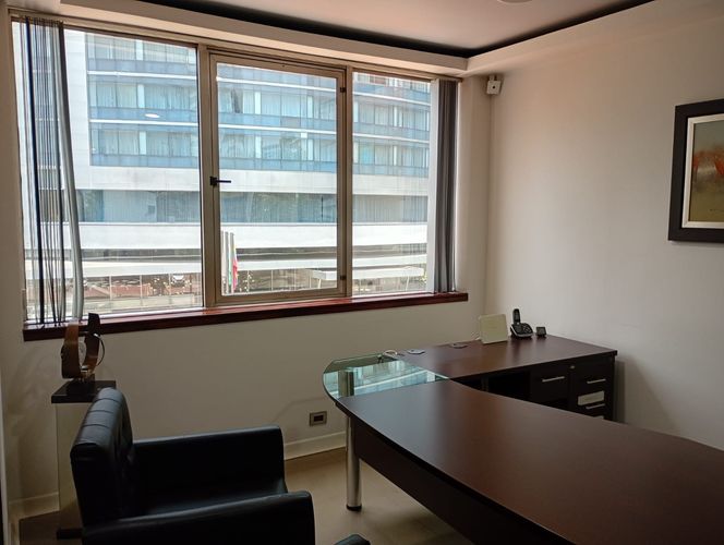 Consultorio en venta en El Poblado, Medellín, 43 m² · foto 8 de 10