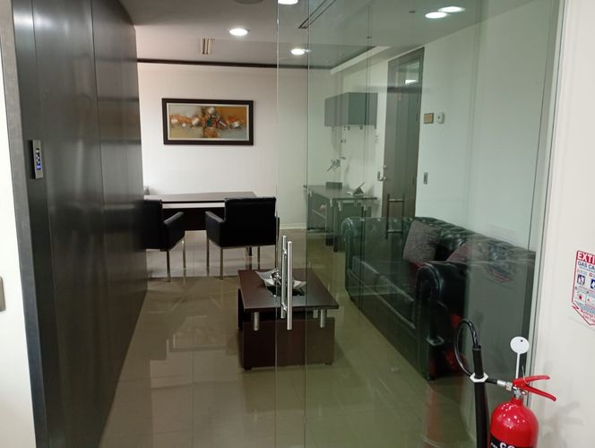 Consultorio en venta en El Poblado, Medellín, 43 m² · foto 5 de 10