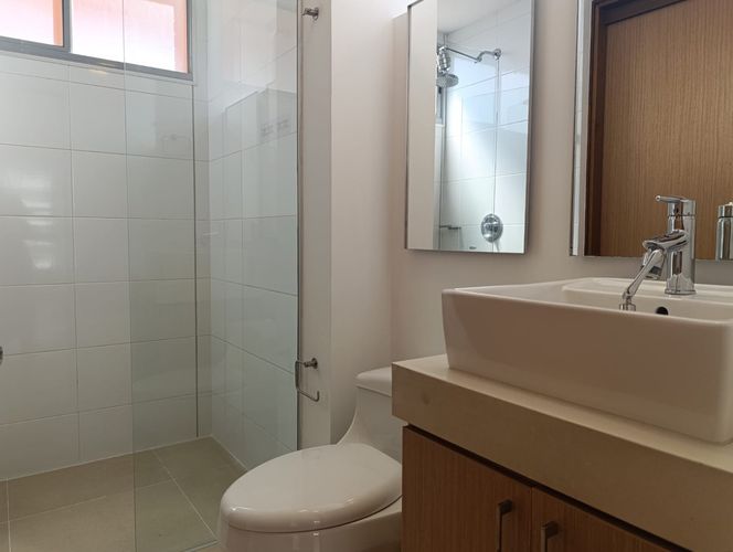 Apartamento de 2 alcobas en arriendo en El Poblado, Medellín, 108 m² · foto 17 de 18