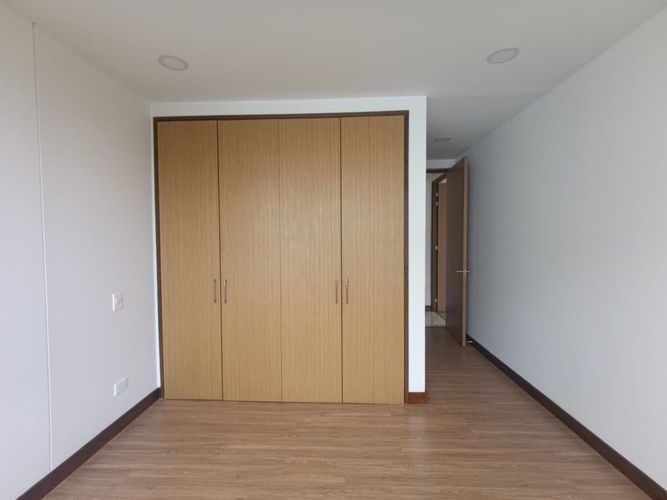 Apartamento de 2 alcobas en arriendo en El Poblado, Medellín, 108 m² · foto 9 de 18