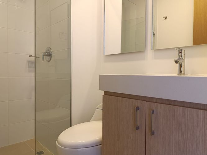 Apartamento de 2 alcobas en arriendo en El Poblado, Medellín, 108 m² · foto 15 de 18