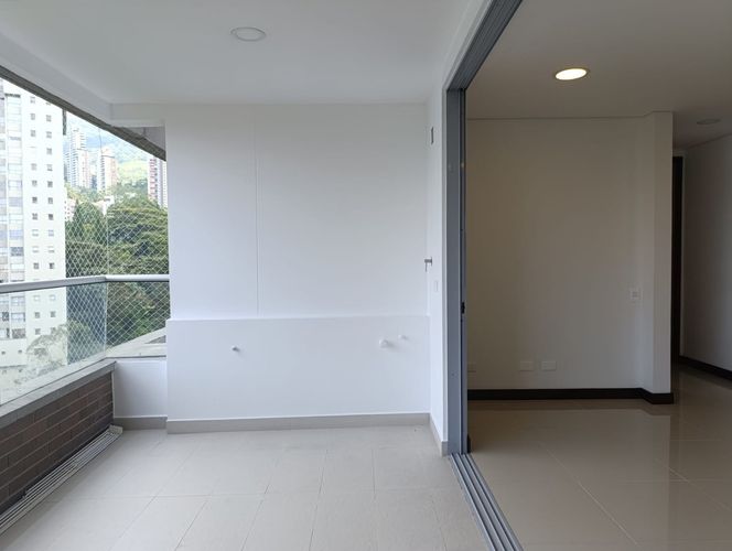 Apartamento de 2 alcobas en arriendo en El Poblado, Medellín, 108 m² · foto 18 de 18