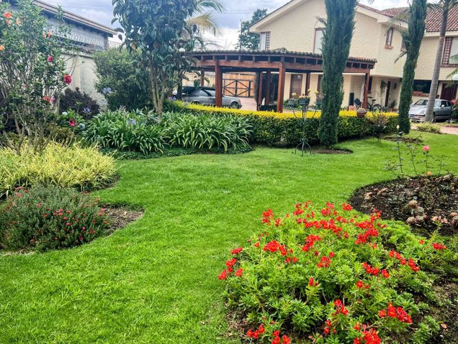 Casa de 4 alcobas en venta en San Jose De Bavaria, Bogotá, 242 m² · foto 16 de 18