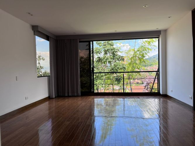 Casa de 3 alcobas en venta en Loma Del Chocho, Envigado, 226 m² · foto 6 de 20