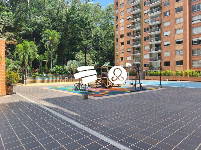 Apartamento de 4 alcobas en venta en Castropol, Medellín, 120 m² · foto 23 de 23