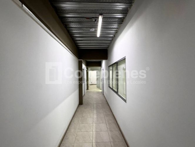 Oficina en arriendo en Suramérica, Itagüí, 222 m² · foto 12 de 15