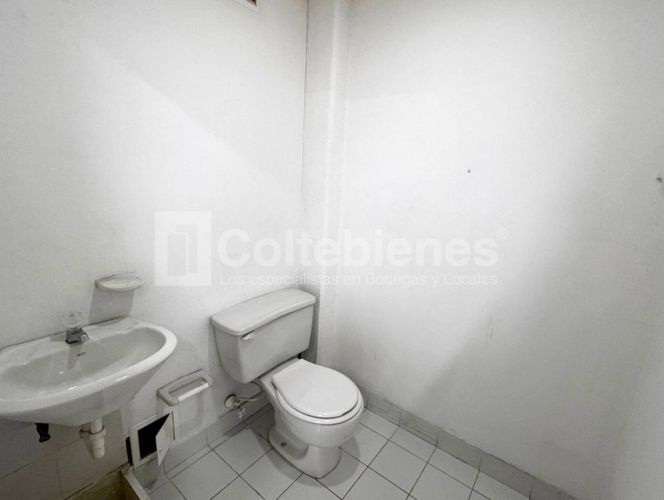 Oficina en arriendo en Suramérica, Itagüí, 222 m² · foto 14 de 15