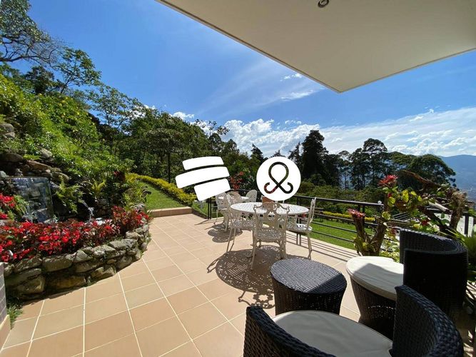 Finca en venta en Medellín, 3092 m² · foto 12 de 19