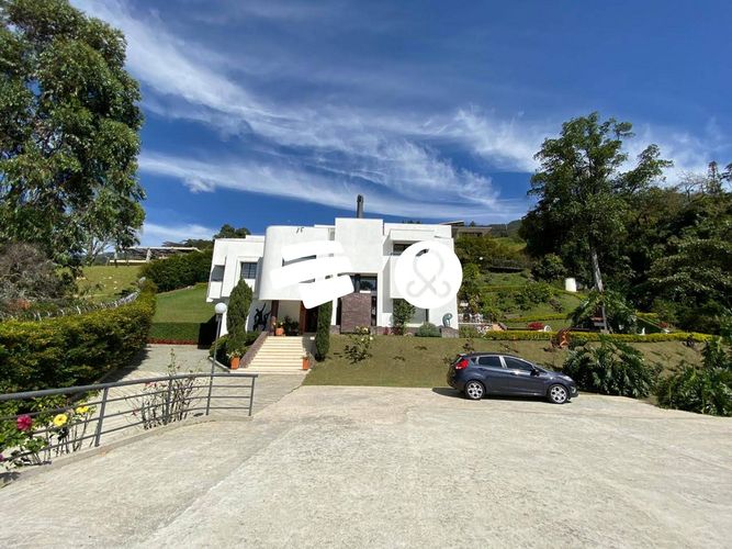 Finca en venta en Medellín, 3092 m² · foto 13 de 19