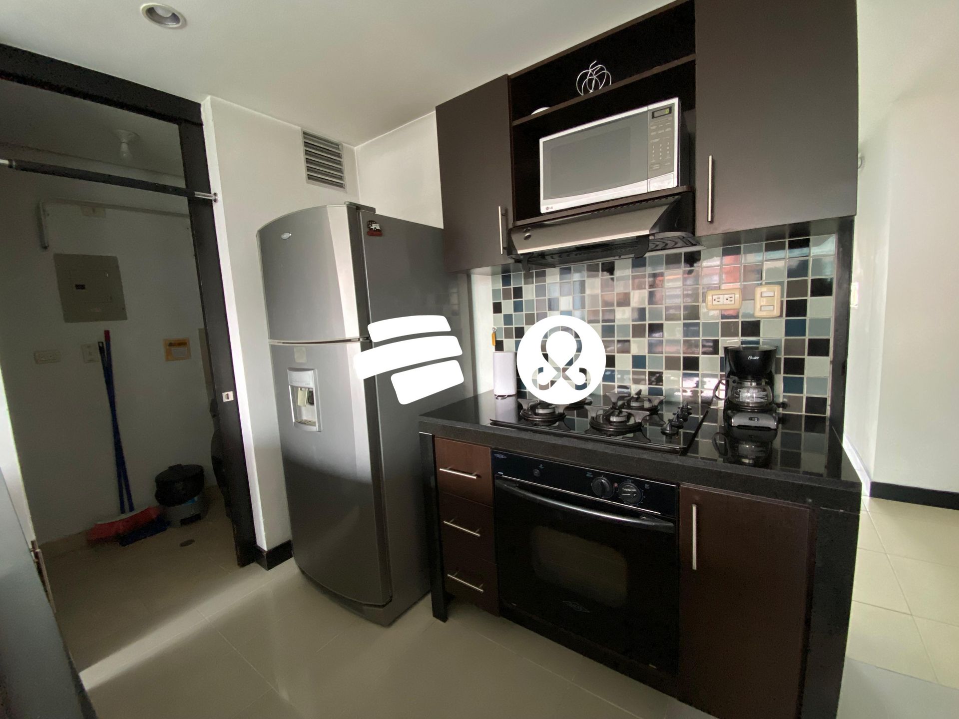Apartamento en venta en El Poblado, Medellín 5