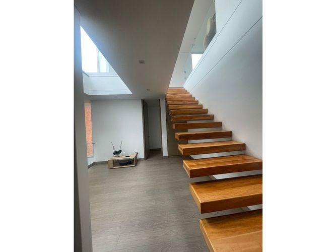Casa de 4 alcobas en venta en Sotileza, Bogotá, 500 m² · foto 9 de 24