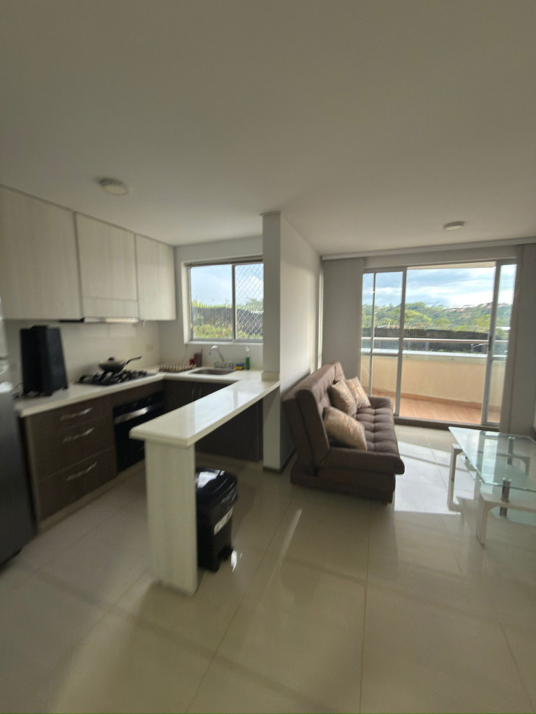 Apartamento en venta en Sector Galeria Central, Pereira · foto 2 de 10