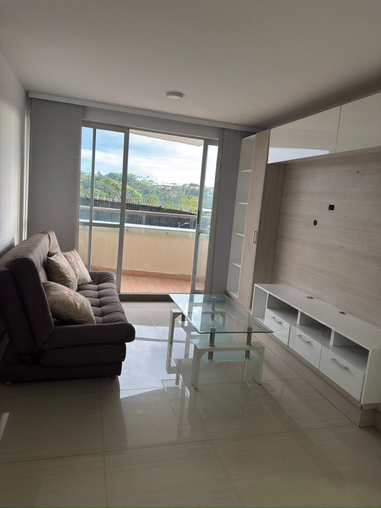 Apartamento en venta en Sector Galeria Central, Pereira · foto 3 de 10