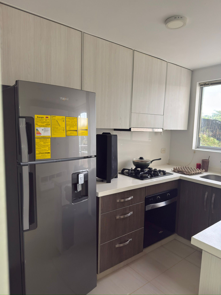 Apartamento en venta en Sector Galeria Central, Pereira · foto 4 de 10