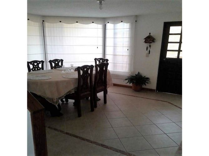 Casa de 3 alcobas en venta en Cota, 197 m² · foto 10 de 24