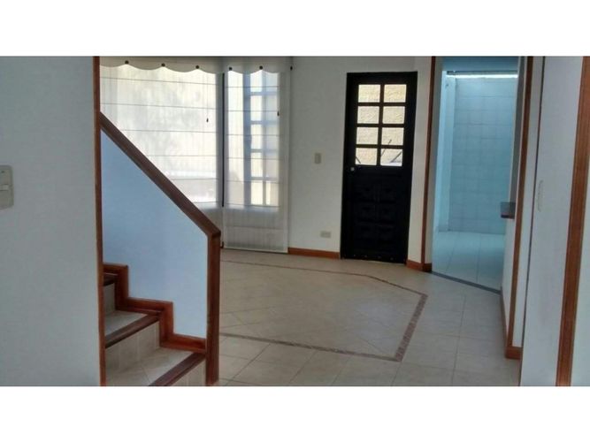 Casa de 3 alcobas en venta en Cota, 197 m² · foto 11 de 24