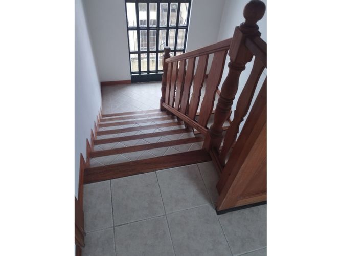 Casa de 3 alcobas en venta en Cota, 197 m² · foto 14 de 24