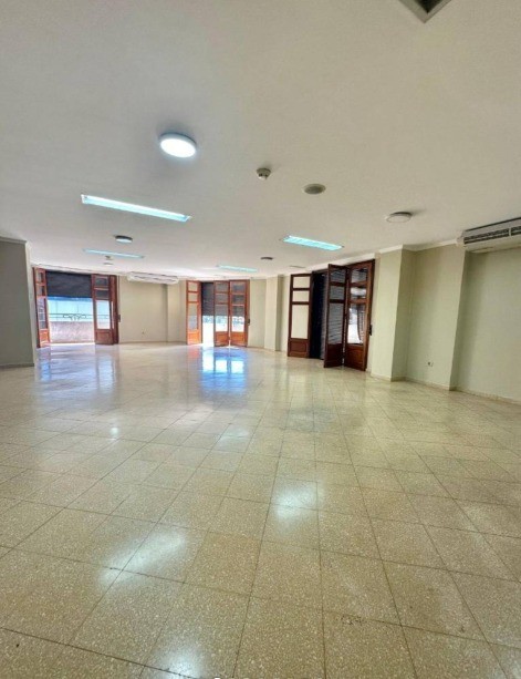 EN ESQUINA LOCAL / OFICINA EN ALQUILER EN CENTRO DE ASUNCION — foto 2