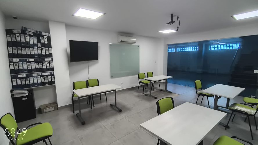 Bodega en venta en El Poblado, Barranquilla, 1076 m² · foto 18 de 24