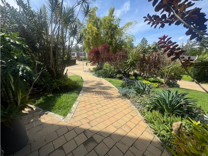 Apartamento de 2 alcobas en venta en Llano Grande, Rionegro, 137 m² · foto 18 de 20