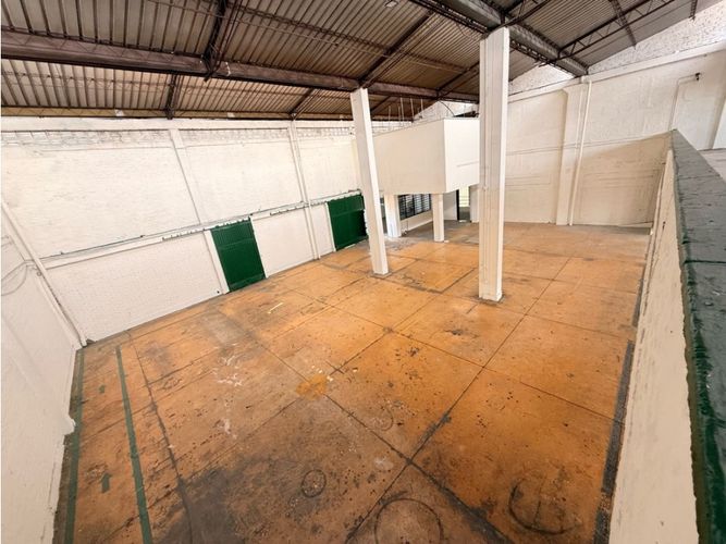Bodega en arriendo en Armenia, Armenia, 700 m² · foto 4 de 11