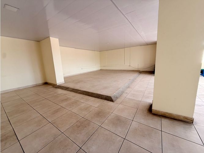 Bodega en arriendo en Armenia, Armenia, 700 m² · foto 10 de 11