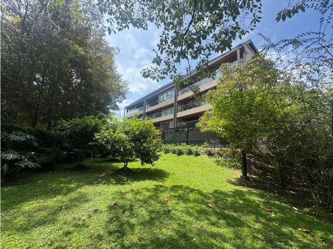 Apartamento de 2 alcobas en arriendo en Llano Grande, Rionegro, 137 m² · foto 2 de 20