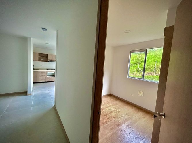 Apartamento de 2 alcobas en venta en Cuchillas De San Jose, Rionegro, 54 m² · foto 20 de 24