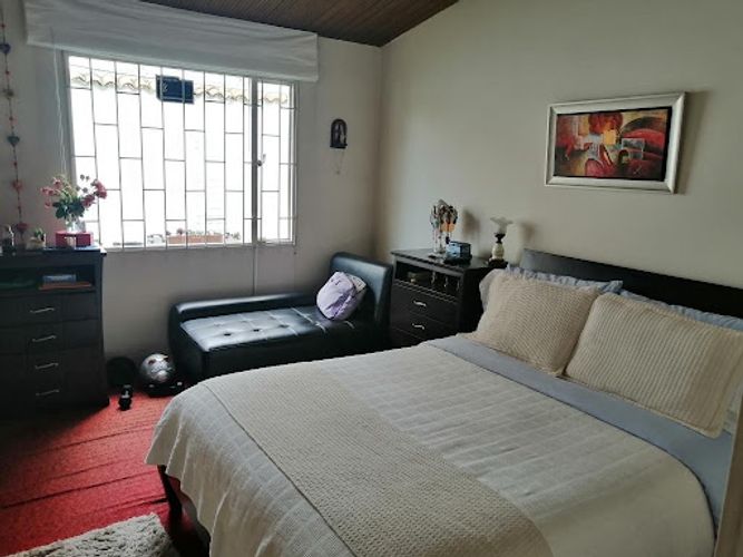 Casa de 5 alcobas en venta en Las Villas, Bogotá, 386 m² · foto 13 de 18