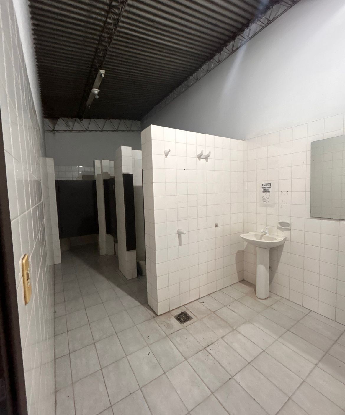 Alquiler de Exclusivo Local Comercial en Zona Premium del Shopping Mariscal — foto 2