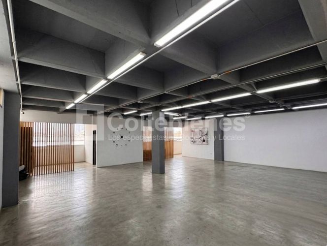 Oficina en arriendo en Suramérica, Itagüí, 200 m² · foto 4 de 12