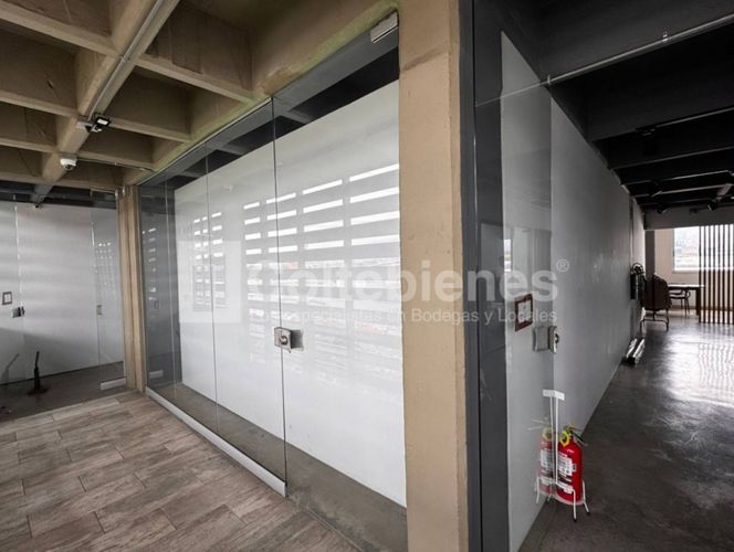Oficina en arriendo en Suramérica, Itagüí, 200 m² · foto 10 de 12