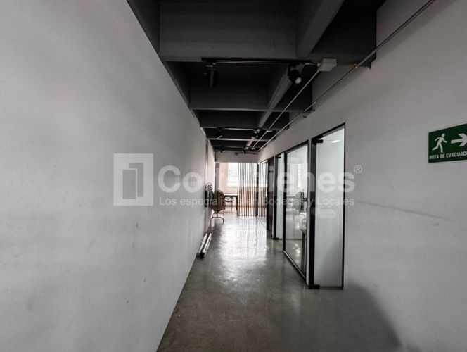 Oficina en arriendo en Suramérica, Itagüí, 200 m² · foto 11 de 12