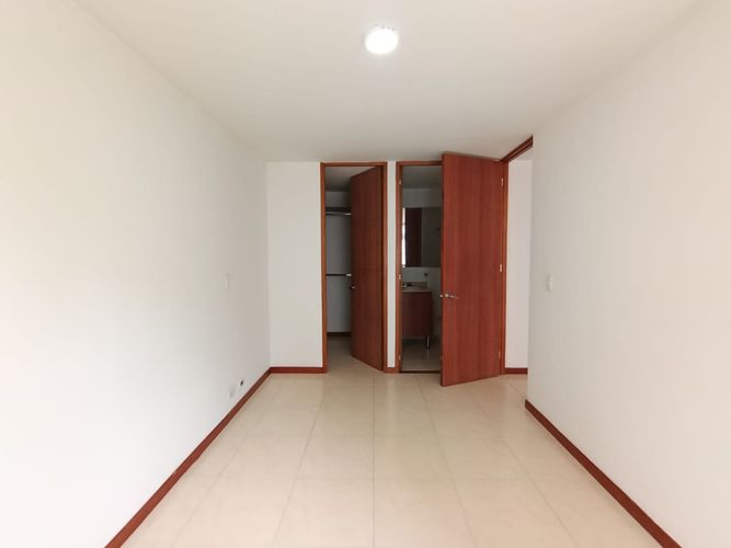 Apartamento de 2 alcobas en arriendo en Patio Bonito, Medellín, 55 m² · foto 16 de 19
