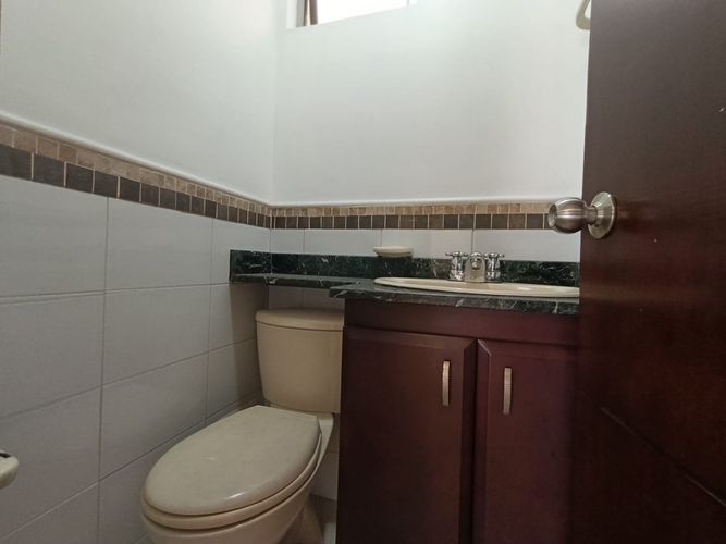 Apartamento de 3 alcobas en arriendo en Laureles, Medellín, 95 m² · foto 3 de 20
